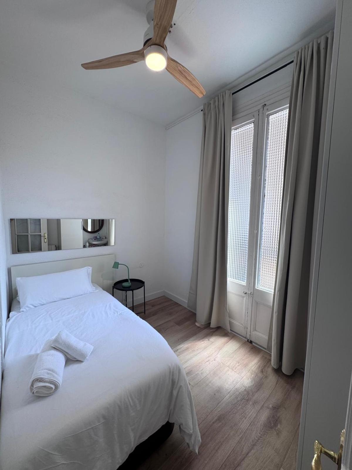 Camera Singola con Bagno in Comune